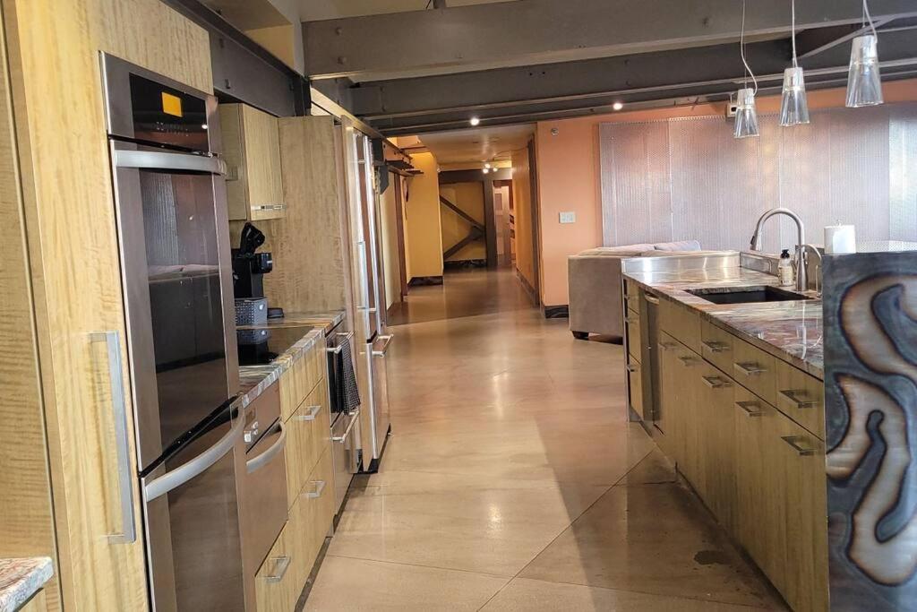 1600 Kcm Penthouse Apartment Cleveland Exterior foto